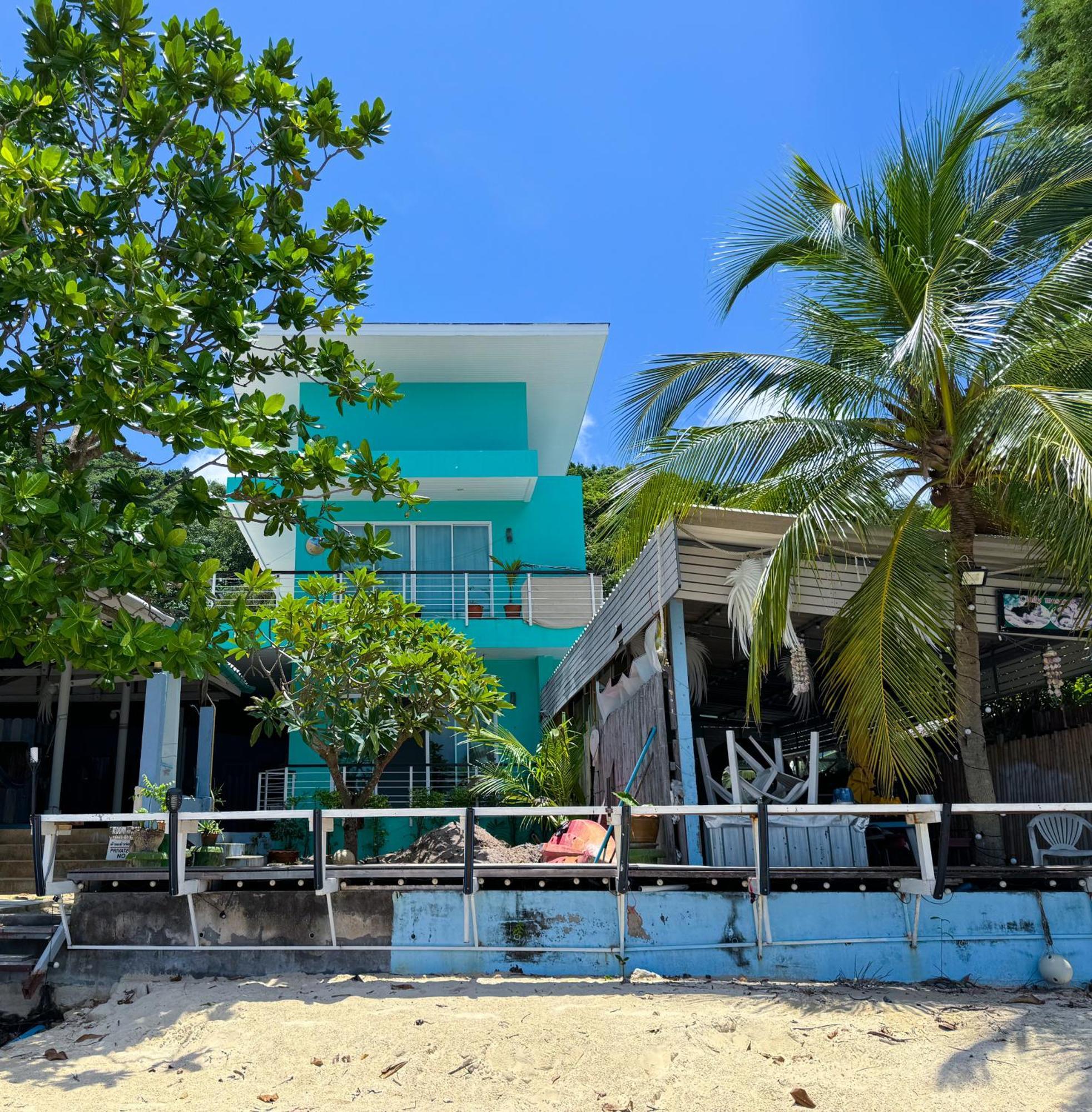 Sea Dreamer Beachfront Apartments Phuket Eksteriør bilde