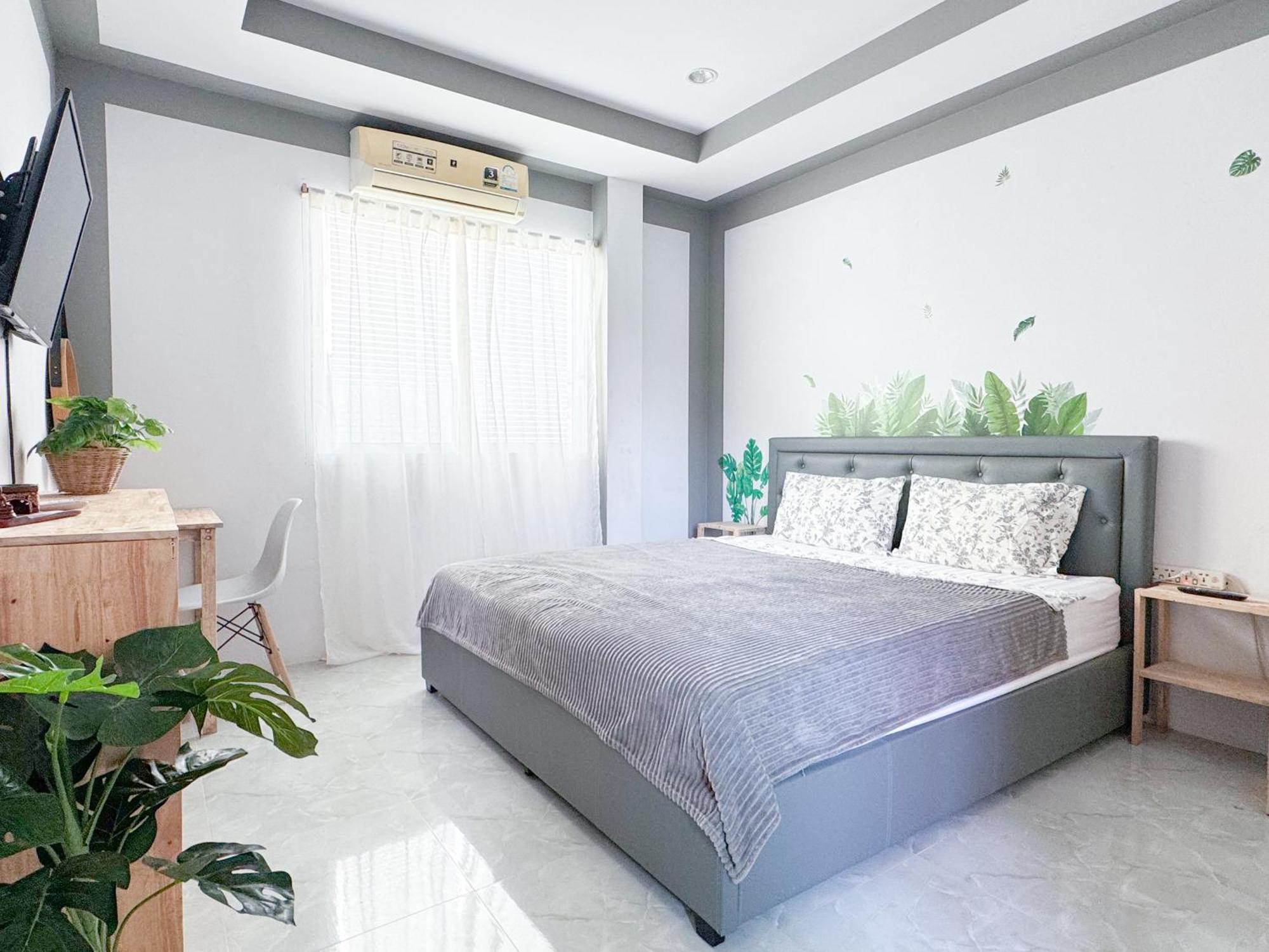 Sea Dreamer Beachfront Apartments Phuket Eksteriør bilde